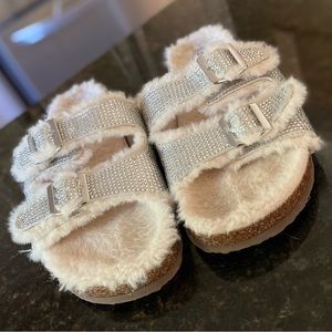 Steve Madden youth rhinestone Sandals